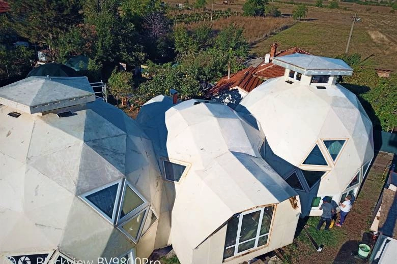 Construction of dome houses with equipment from Stroyrent